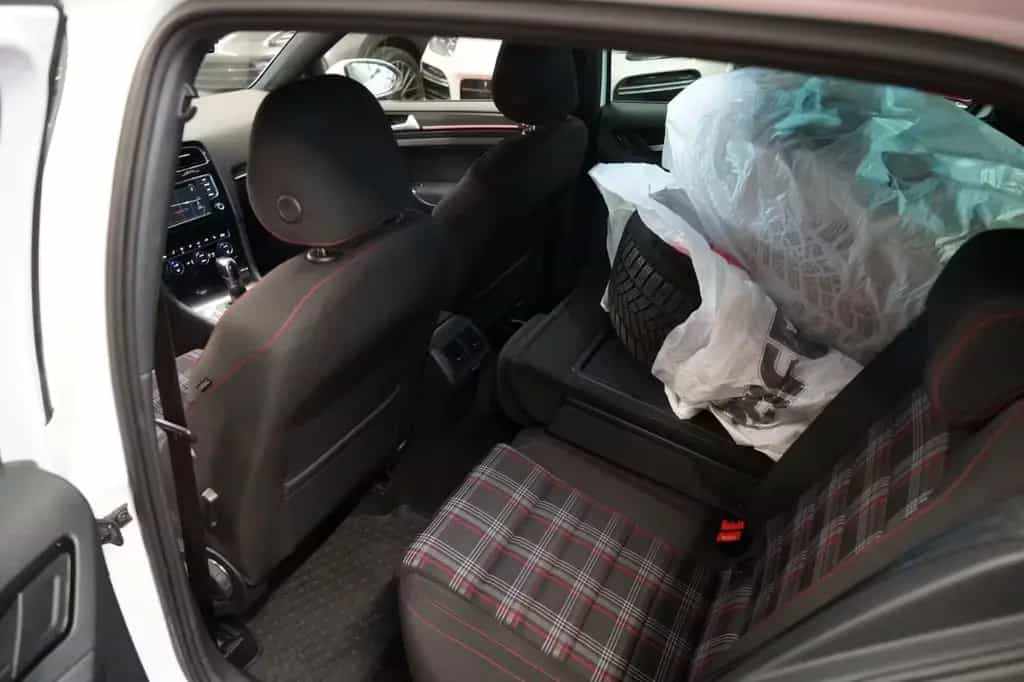 Volkswagen Golf 7 GTI Performance DSG 2.Hand*Unfallfrei*RFK 01/2016-photo-31