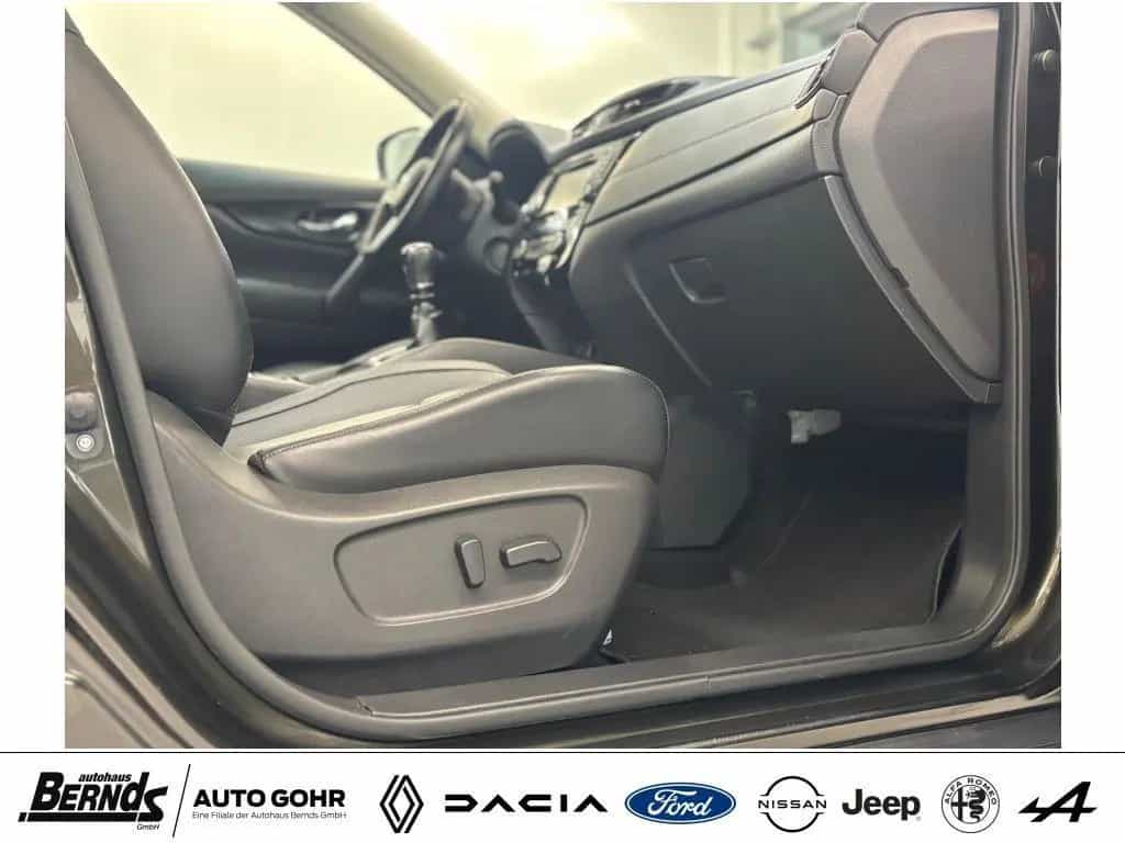 Nissan X-Trail 1.6 DIG-T Tekna 360 KAM,BOSE,Sitzheizung 05/2019-photo-3