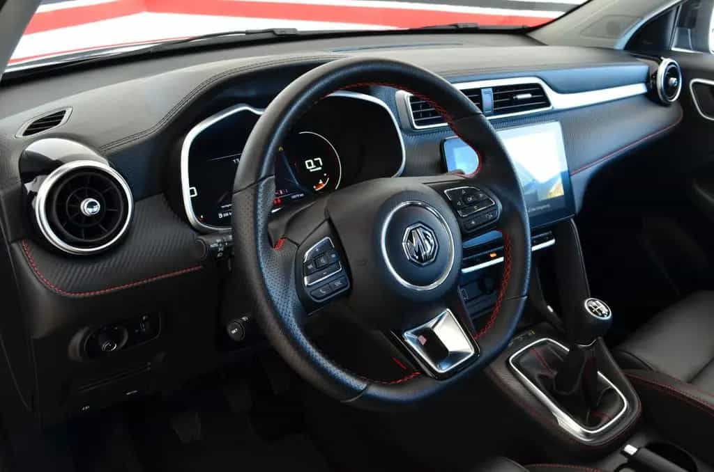 MG ZS EV | Navi | PDC+Kamera | LED | Leder | 17`Alu 12/2023-photo-1