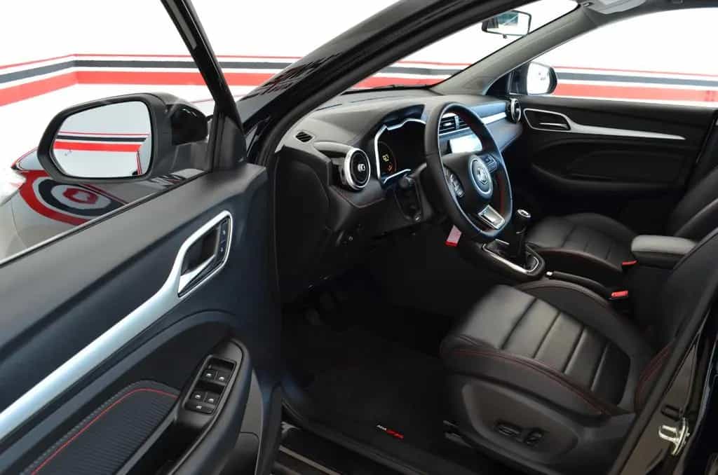 MG ZS EV | Navi | PDC+Kamera | LED | Leder | 17`Alu 12/2023-photo-2