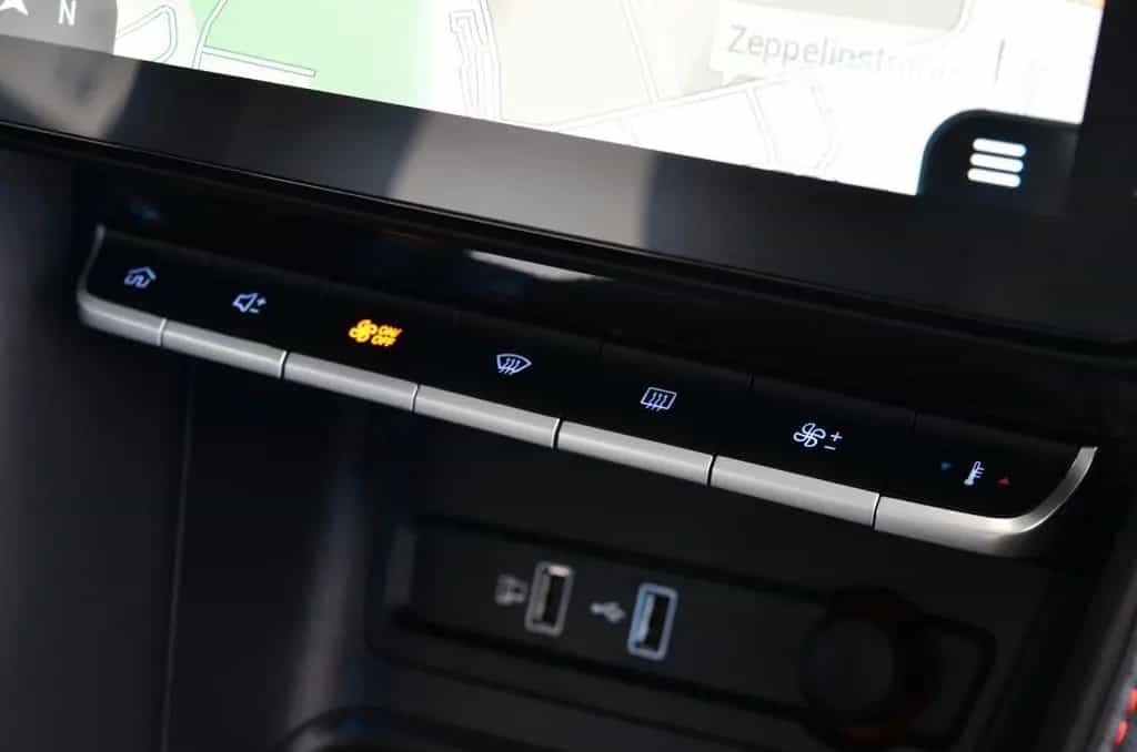 MG ZS EV | Navi | PDC+Kamera | LED | Leder | 17`Alu 12/2023-photo-20
