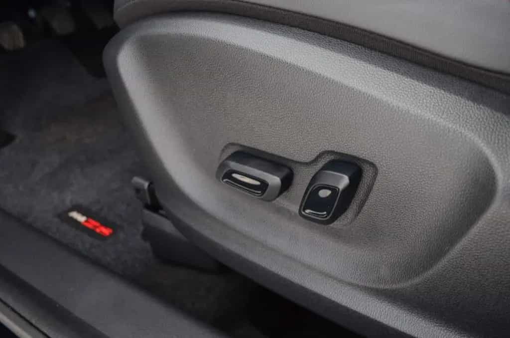 MG ZS EV | Navi | PDC+Kamera | LED | Leder | 17`Alu 12/2023-photo-3