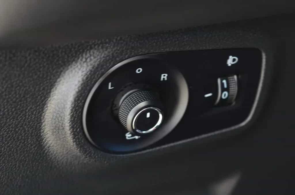 MG ZS EV | Navi | PDC+Kamera | LED | Leder | 17`Alu 12/2023-photo-34