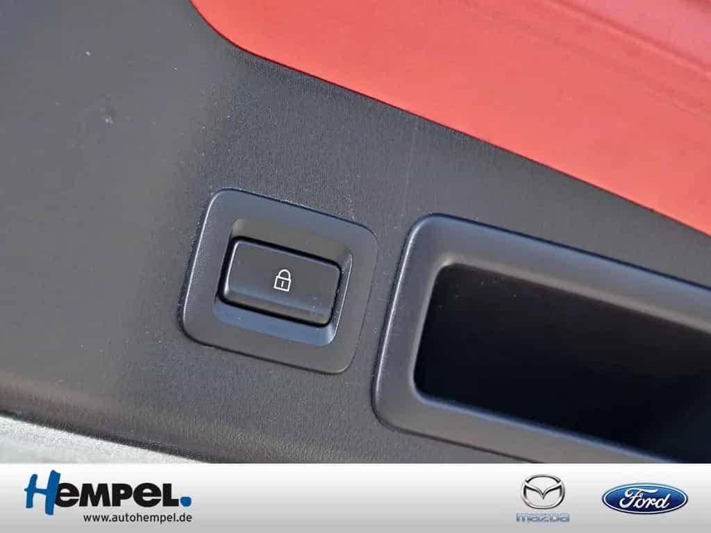 Mazda 3 2.0 Selection SHZ KAMERA NAVI ACC HUD LED 360° 07/2019-photo-23