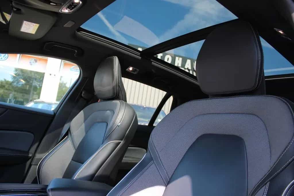 Volvo V60 Kombi R Design/LEDER/NAVI/LED//PANO/ 11/2021-photo-17