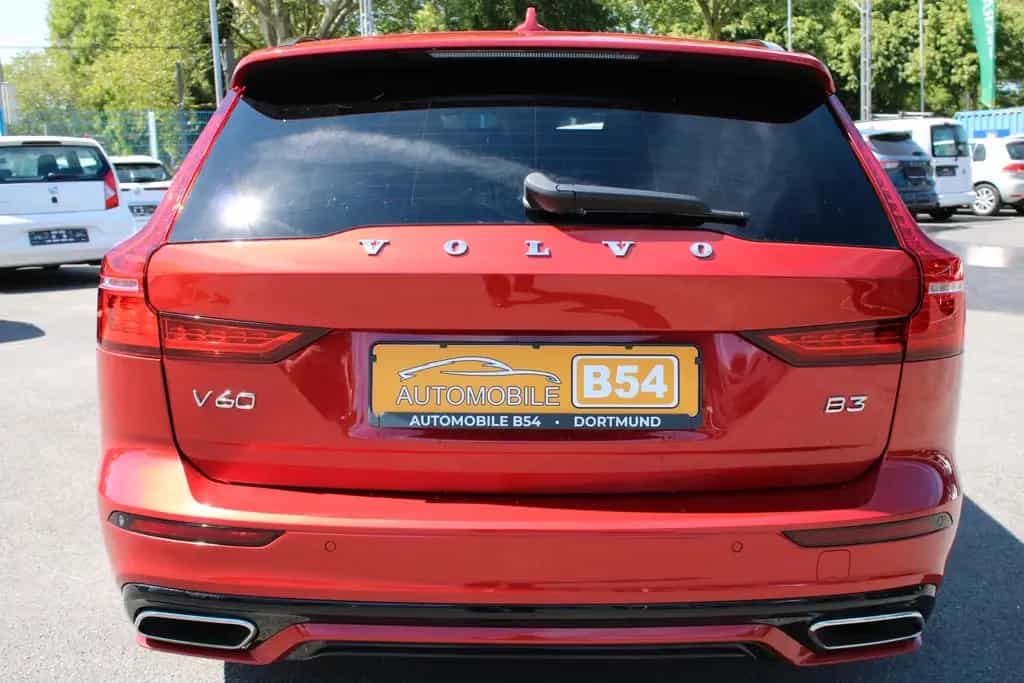 Volvo V60 Kombi R Design/LEDER/NAVI/LED//PANO/ 11/2021-photo-2