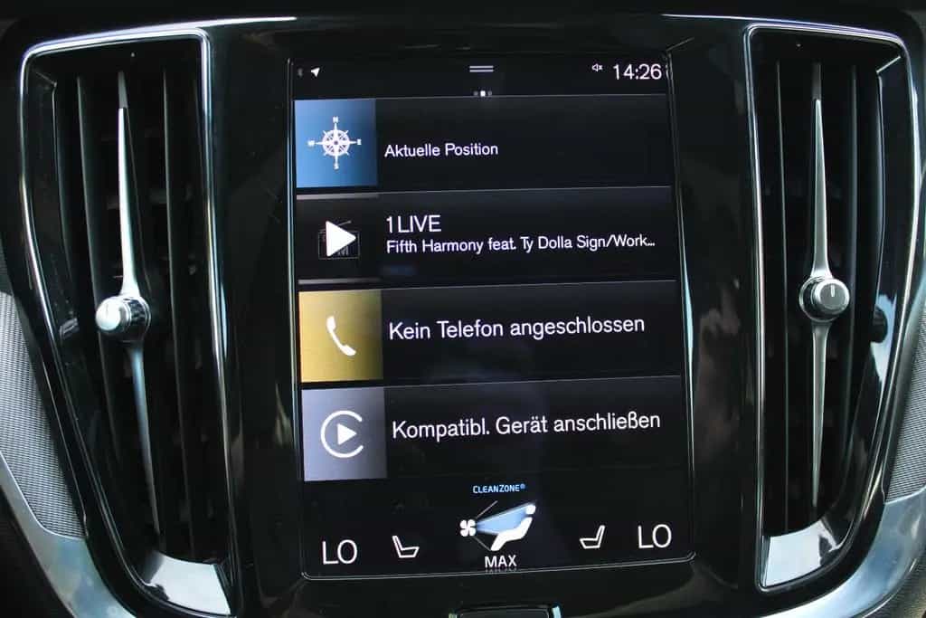 Volvo V60 Kombi R Design/LEDER/NAVI/LED//PANO/ 11/2021-photo-34