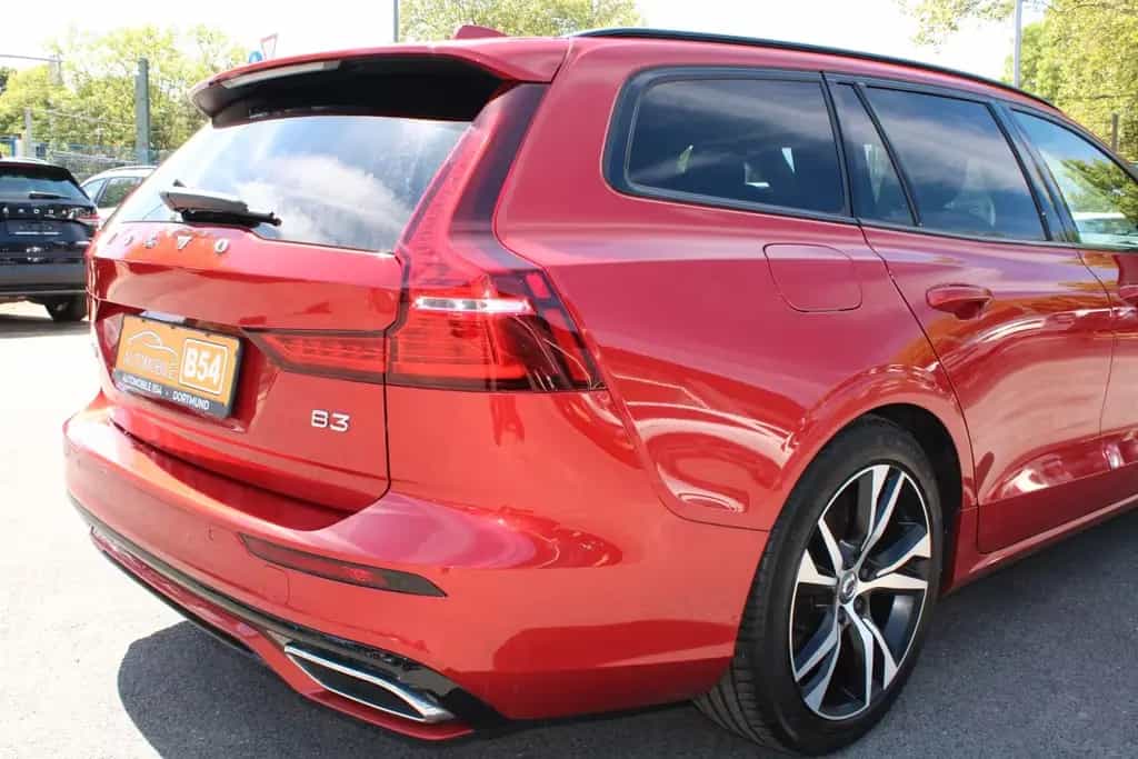Volvo V60 Kombi R Design/LEDER/NAVI/LED//PANO/ 11/2021-photo-6