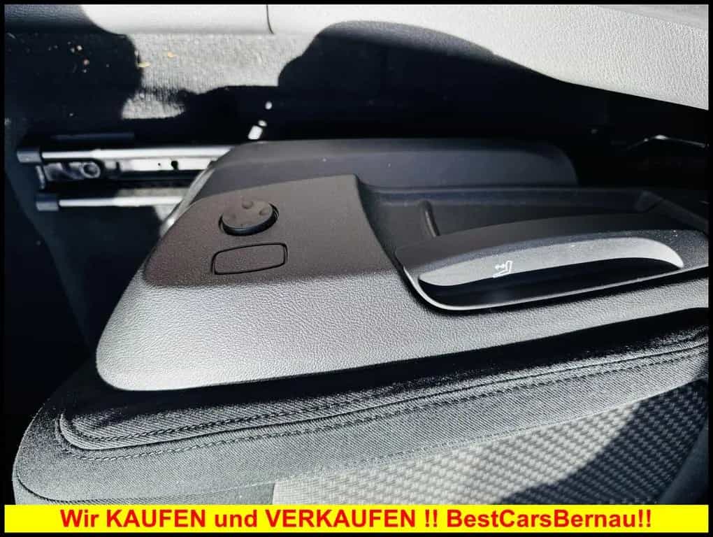 BMW X1 sDrive 18 i Advantage Scheckheft Unfallfrei F 11/2018-photo-18