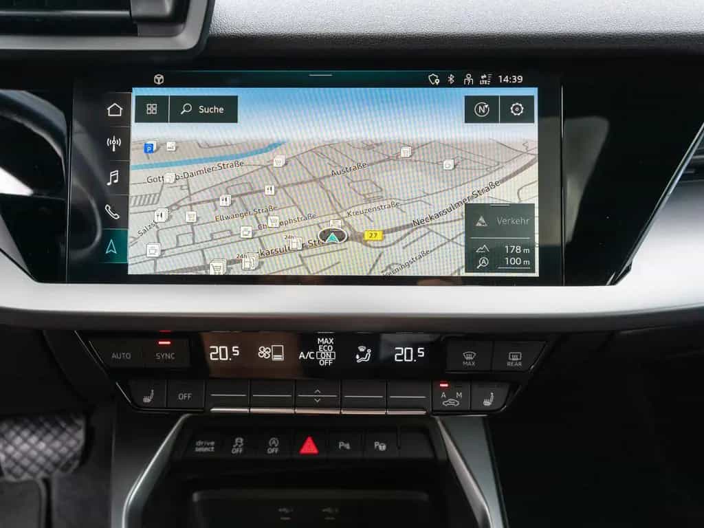 Audi A3 Sportback advanced 35TFSI NAVI LED RFK SHZ 04/2023-photo-12