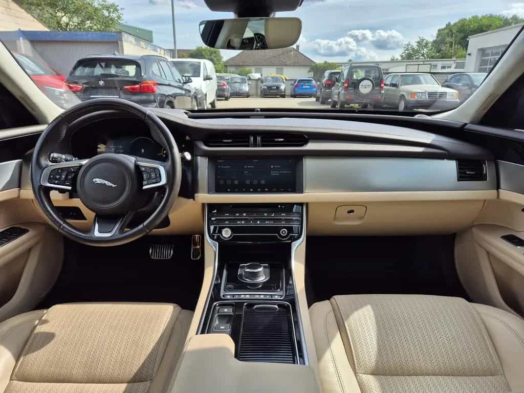 Jaguar XF Prestige Leder, GSHD, Navigation, Rückfahrkam 06/2019-photo-12