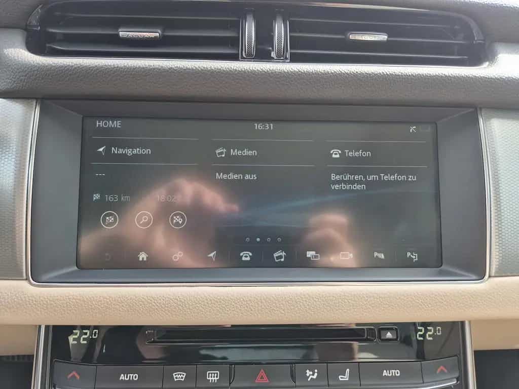 Jaguar XF Prestige Leder, GSHD, Navigation, Rückfahrkam 06/2019-photo-16