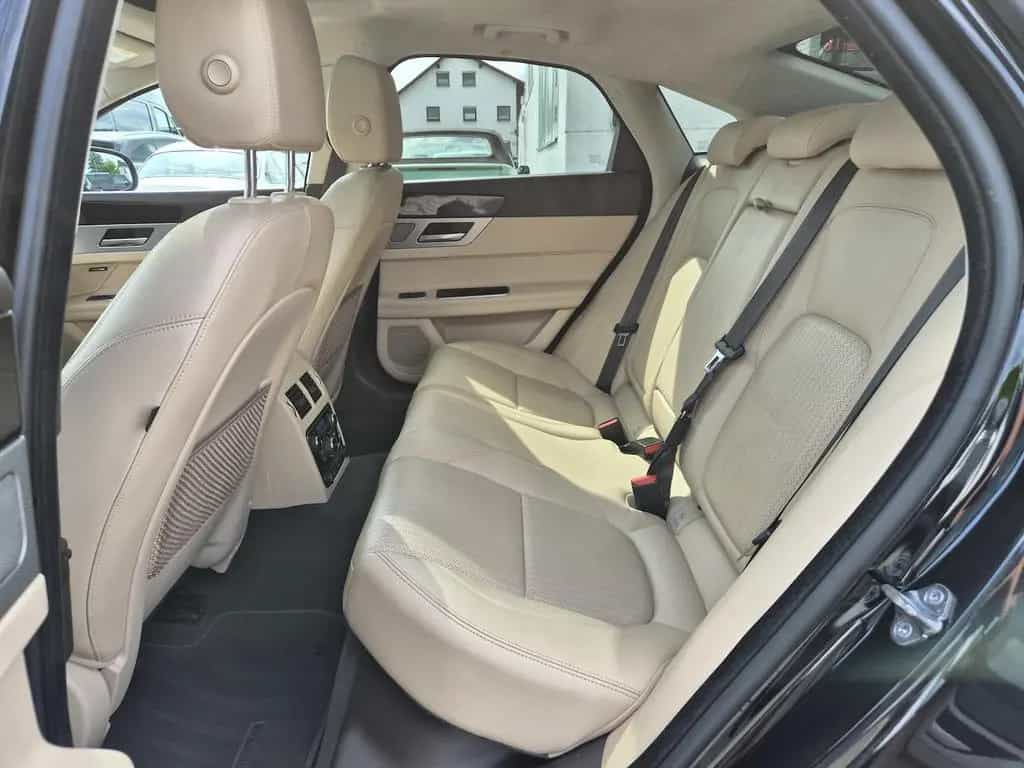 Jaguar XF Prestige Leder, GSHD, Navigation, Rückfahrkam 06/2019-photo-22