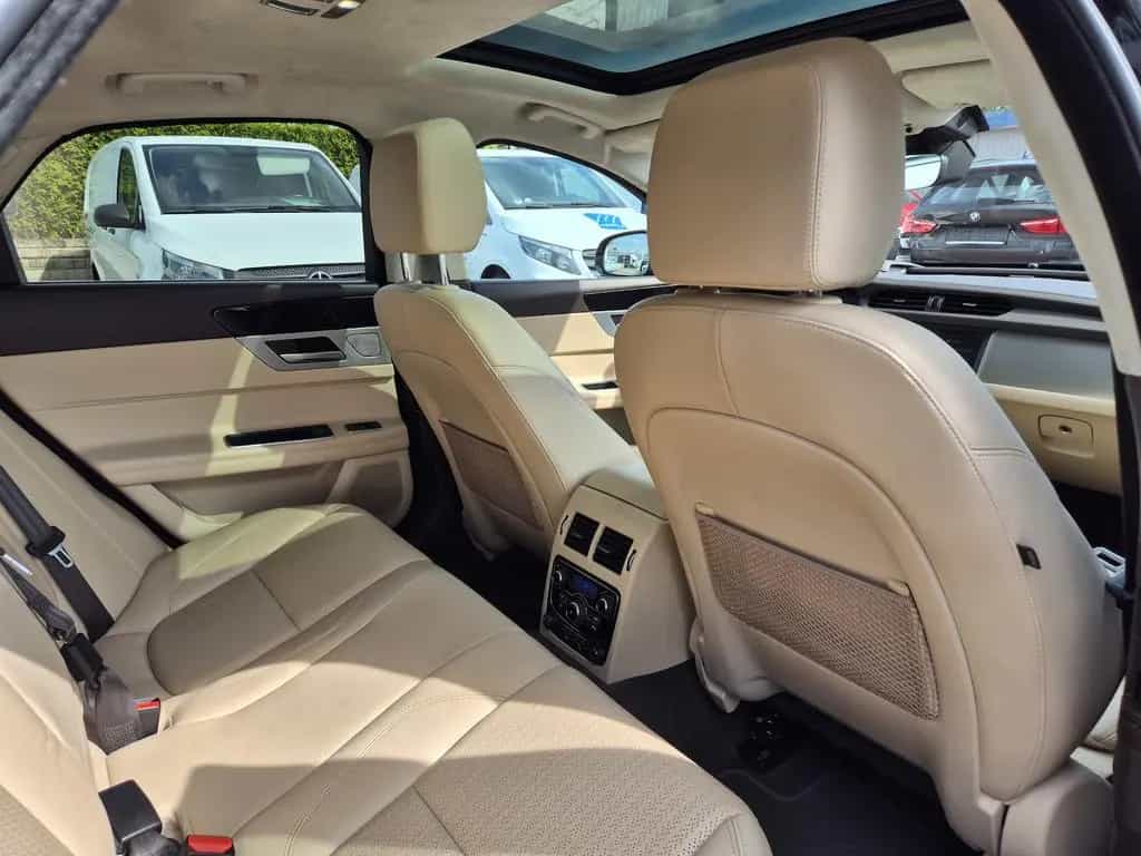 Jaguar XF Prestige Leder, GSHD, Navigation, Rückfahrkam 06/2019-photo-25