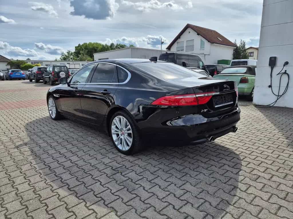 Jaguar XF Prestige Leder, GSHD, Navigation, Rückfahrkam 06/2019-photo-4