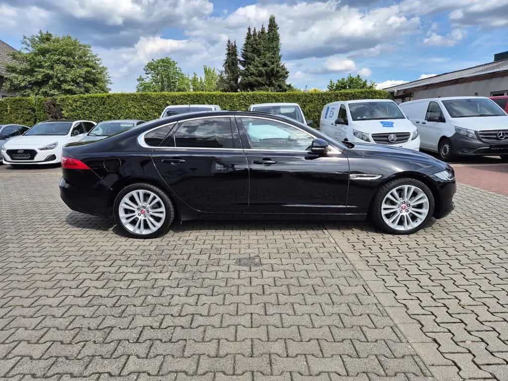 Jaguar XF Prestige Leder, GSHD, Navigation, Rückfahrkam 06/2019-photo-7