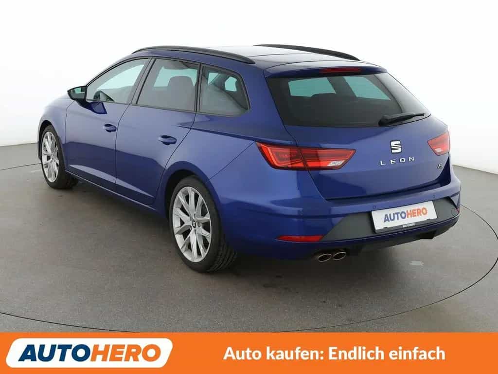 Seat Leon 1.5 TSI ACT FR Aut.*PANO*BEATS*NAVI*PDC*SHZ 12/2018-photo-3