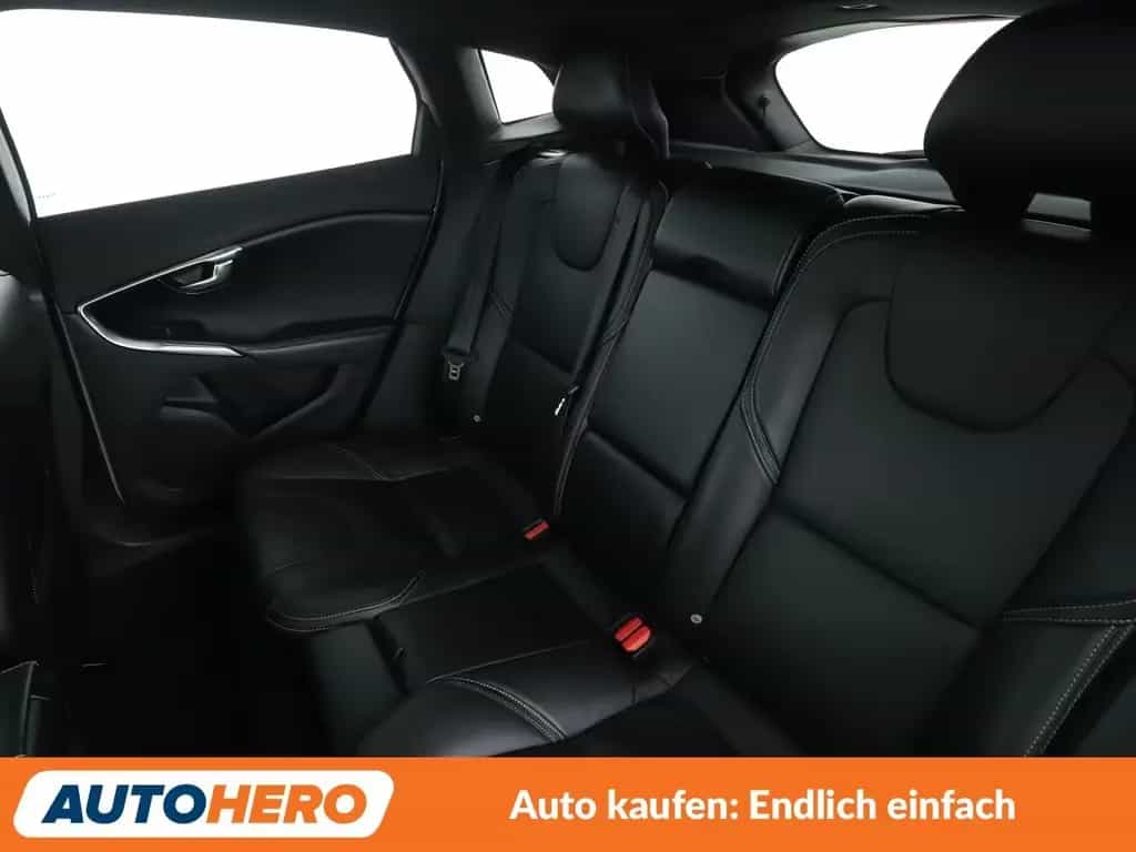 Volvo V40 2.0 T5 R-Design Aut.*NAV*ACC*CAM*PDC*SHZ*ALU 06/2017-photo-13