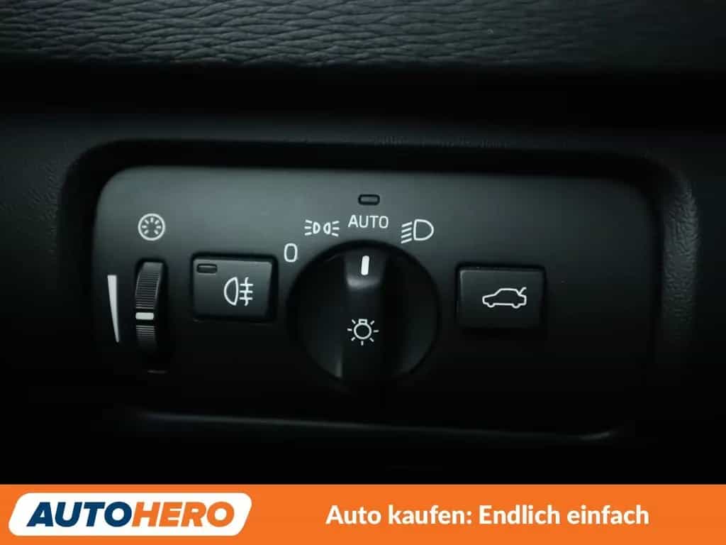 Volvo V40 2.0 T5 R-Design Aut.*NAV*ACC*CAM*PDC*SHZ*ALU 06/2017-photo-25