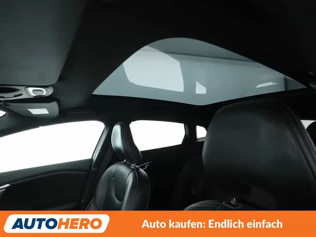 Volvo V40 2.0 T5 R-Design Aut.*NAV*ACC*CAM*PDC*SHZ*ALU 06/2017-photo-31