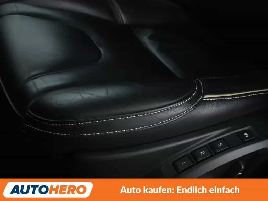 Volvo V40 2.0 T5 R-Design Aut.*NAV*ACC*CAM*PDC*SHZ*ALU 06/2017-photo-32