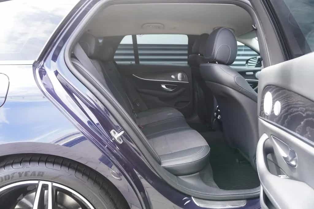 Mercedes-Benz E 400 d 4MATIC|WIDESCREEN|MULTIBEAM|BURMESTER|ACC 07/2019-photo-18
