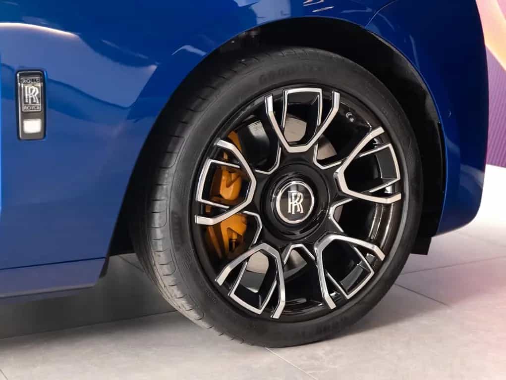Rolls-Royce Ghost Black Badge 12/2023-photo-4