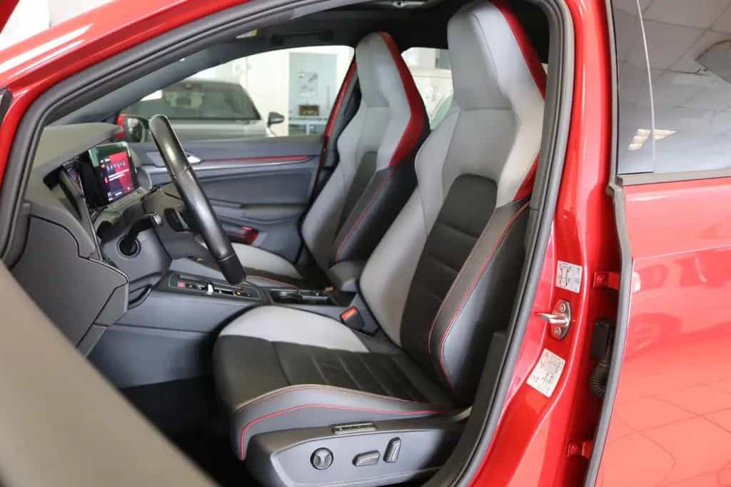 Volkswagen Golf VIII GTI Pano AHK Matrix Virtual Memory 01/2021-photo-14