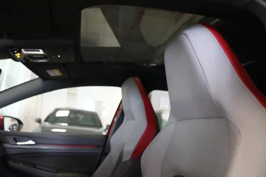 Volkswagen Golf VIII GTI Pano AHK Matrix Virtual Memory 01/2021-photo-15