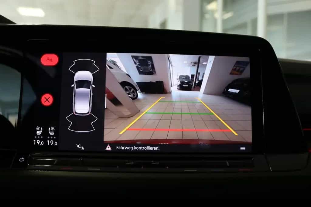 Volkswagen Golf VIII GTI Pano AHK Matrix Virtual Memory 01/2021-photo-25