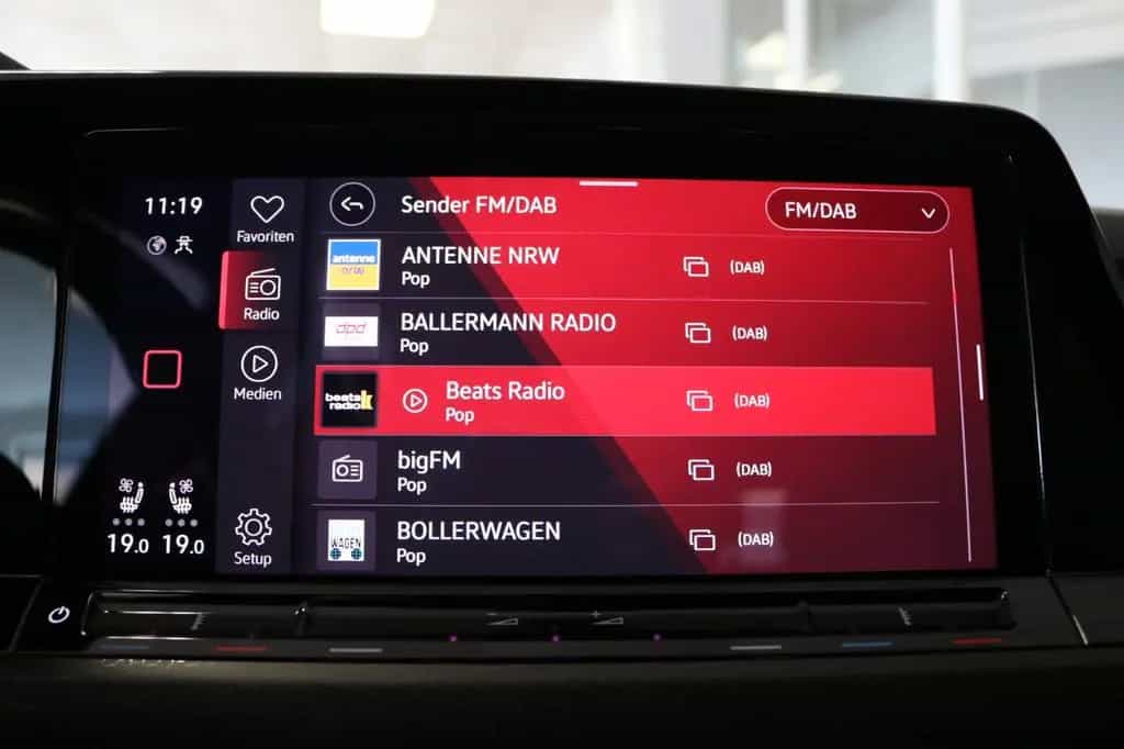 Volkswagen Golf VIII GTI Pano AHK Matrix Virtual Memory 01/2021-photo-32