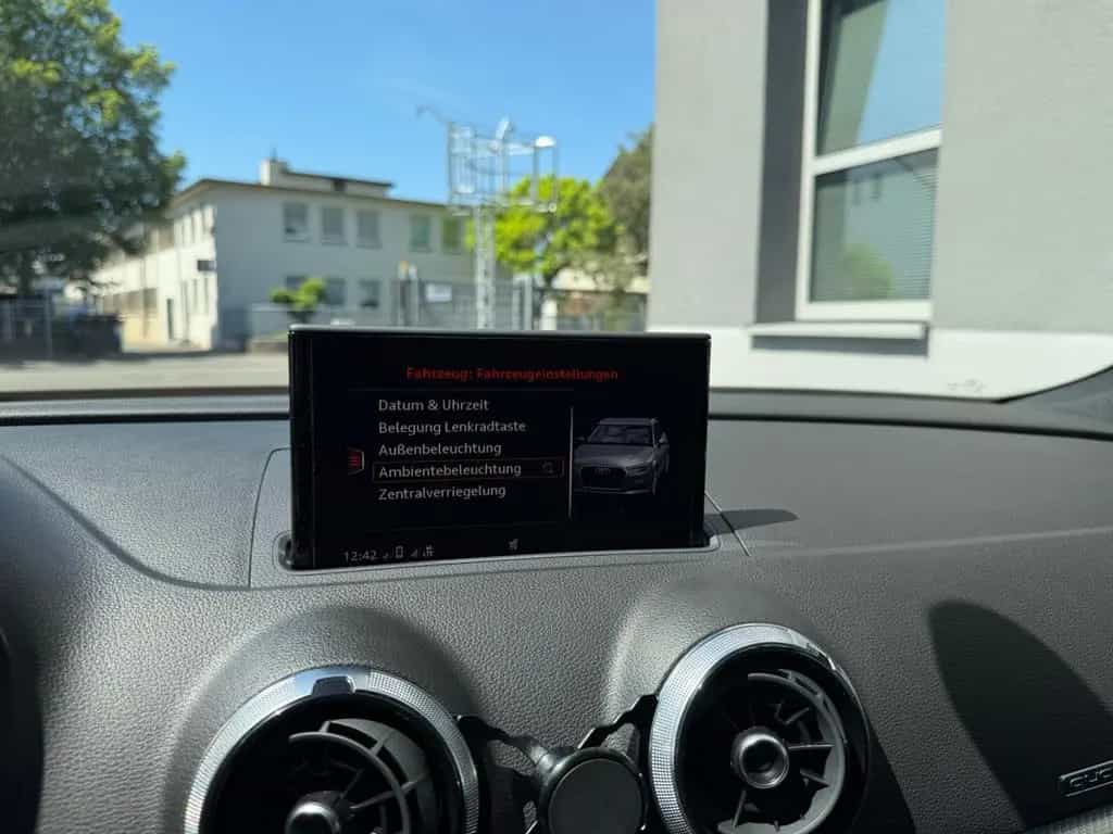 Audi RS3 Sportback Quattro *MATRIX*B&O*SPORT-AGA* 08/2019-photo-22