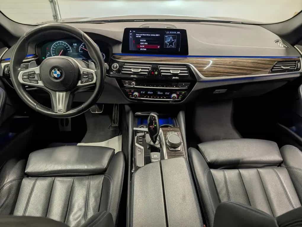 BMW 530 d Touring M-Sport LED/AHK/Leder/360°Kam/HUD 04/2019-photo-11