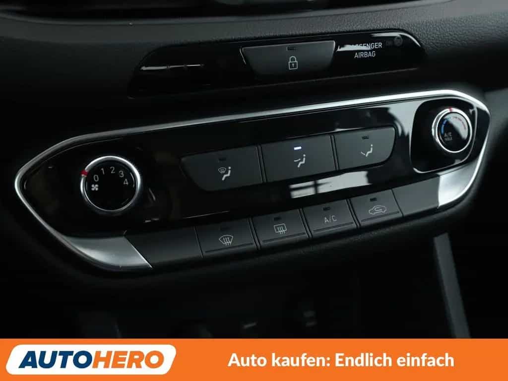 Hyundai i30 1.0 T-GDI Edition 30*TEMPO*PDC*SHZ*KLIMA* 02/2021-photo-21
