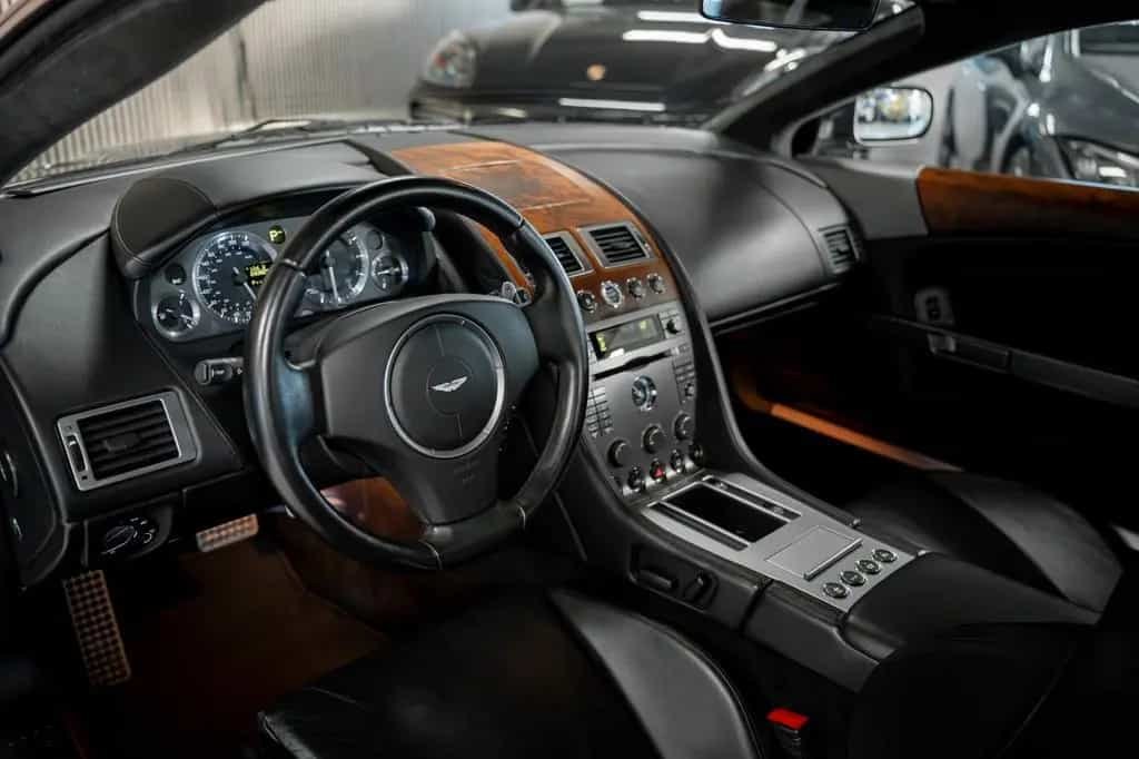 Aston Martin DB9 5.9 Touchtronic 07/2005-photo-19