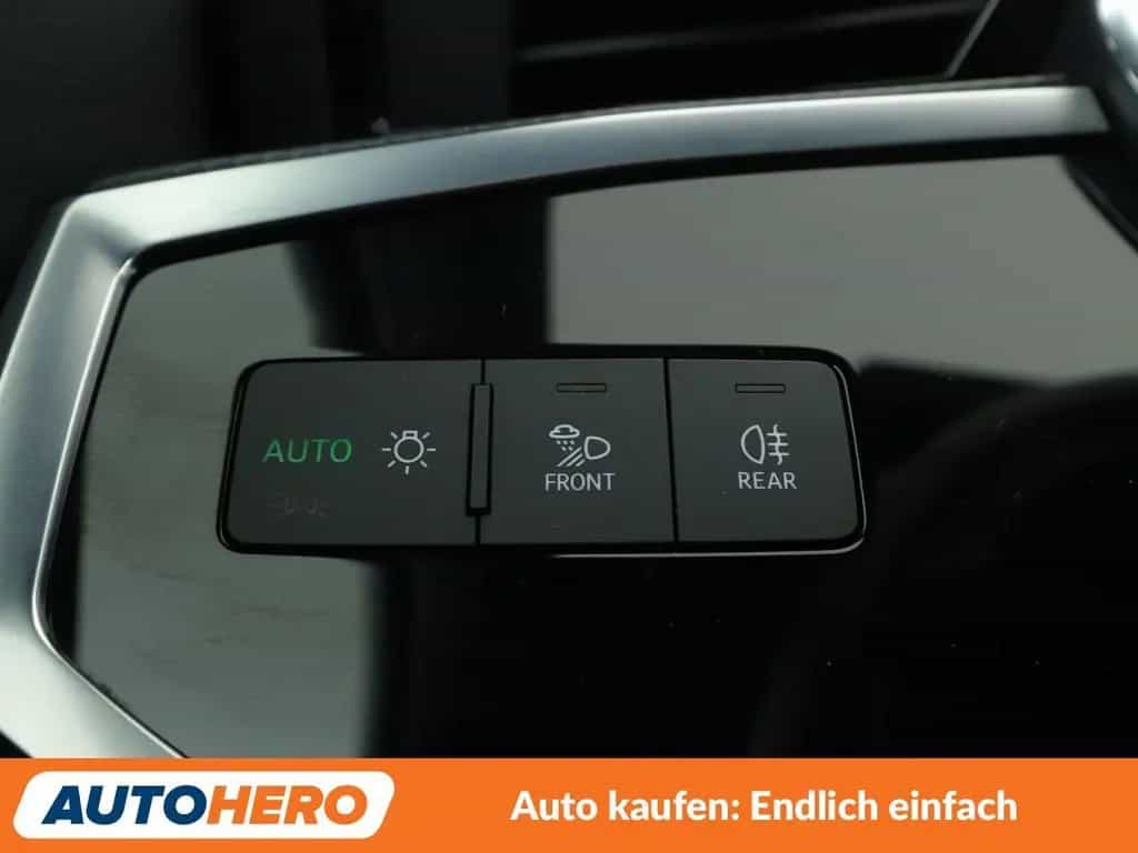 Audi Q3 Sportback 40 TFSI quattro S line Aut.*NAVI* 10/2020-photo-26
