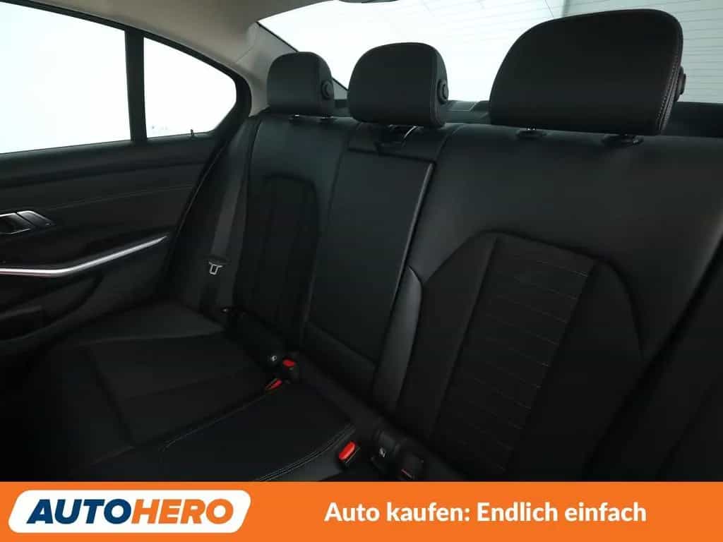BMW 320 3er 320i Aut.*NAV*ACC*CAM*PDC*SHZ*AHK*ALU*KLIMA 12/2020-photo-13