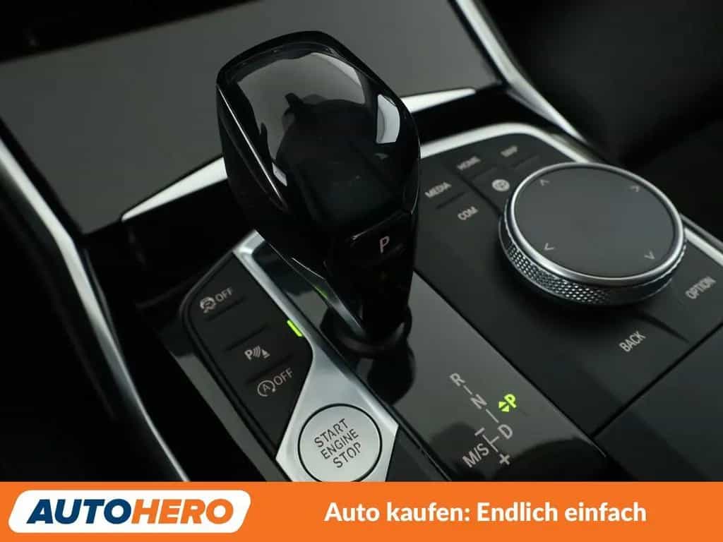 BMW 320 3er 320i Aut.*NAV*ACC*CAM*PDC*SHZ*AHK*ALU*KLIMA 12/2020-photo-24