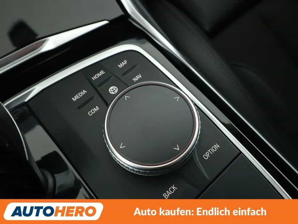 BMW 320 3er 320i Aut.*NAV*ACC*CAM*PDC*SHZ*AHK*ALU*KLIMA 12/2020-photo-25