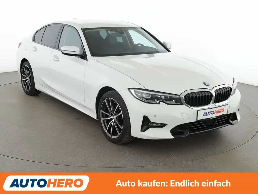 BMW 320 3er 320i Aut.*NAV*ACC*CAM*PDC*SHZ*AHK*ALU*KLIMA 12/2020-photo-7