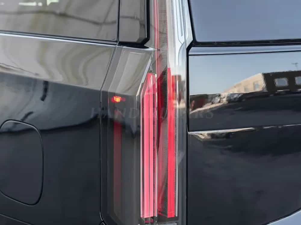 Cadillac Escalade 2026 Escalade ESV V-Series € 167500 T1 PRICE null-photo-35