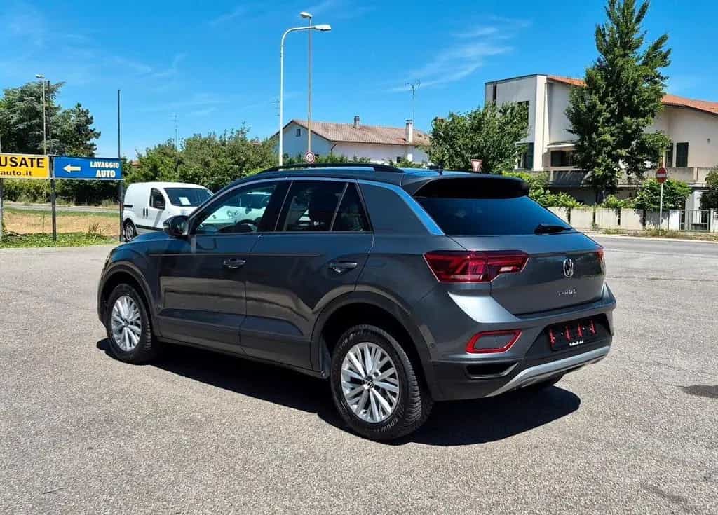 Other Other Volkswagen T-Roc 1.0 TSI Life 110 CV 04/2022-photo-1