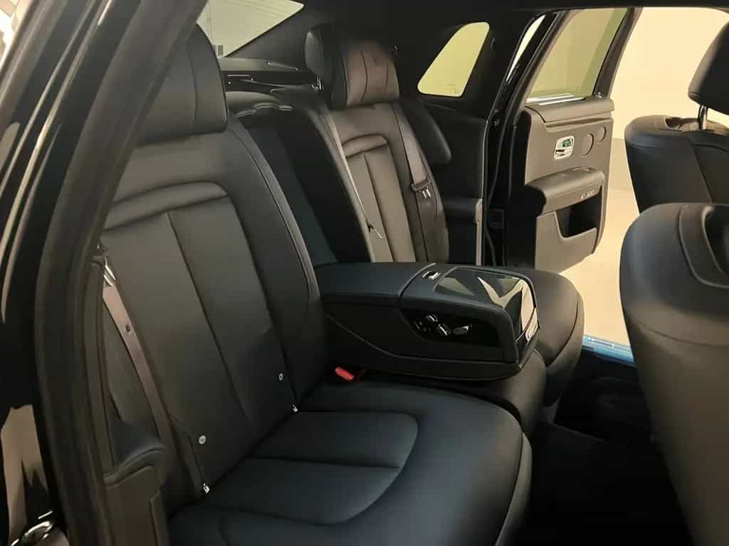 Rolls-Royce Ghost Black Badge - 05/2026-photo-5