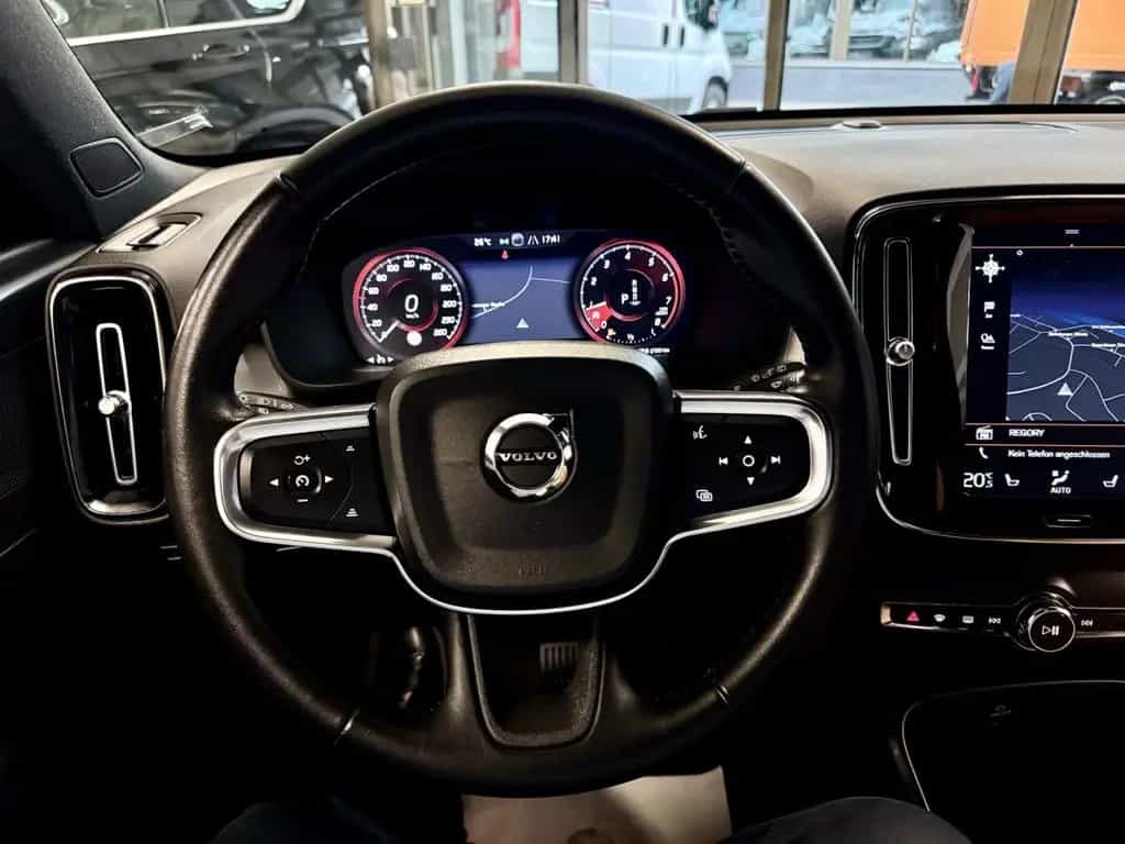 Volvo XC40 2.0 T5 AWD AUT LEDER NAVI LED CAM SHZ PDC 05/2018-photo-25
