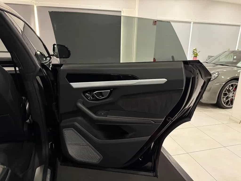 Lamborghini Urus 4.0 V8*STYLE*PANO*HUD*B&O*360*SOFTCLOSE* 09/2019-photo-20