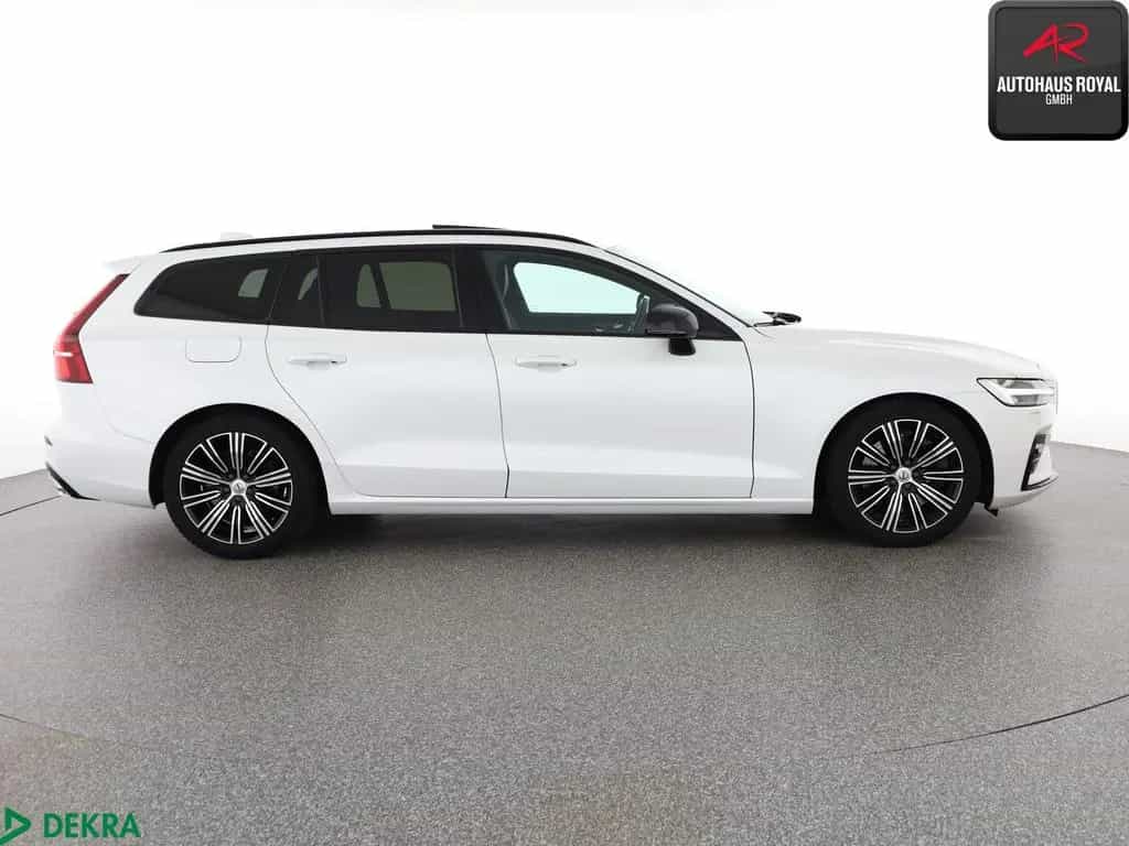 Volvo V60 T5 R DESIGN PANO,HEADUP,KEYLESS,ACC,KAMERA 08/2020-photo-5