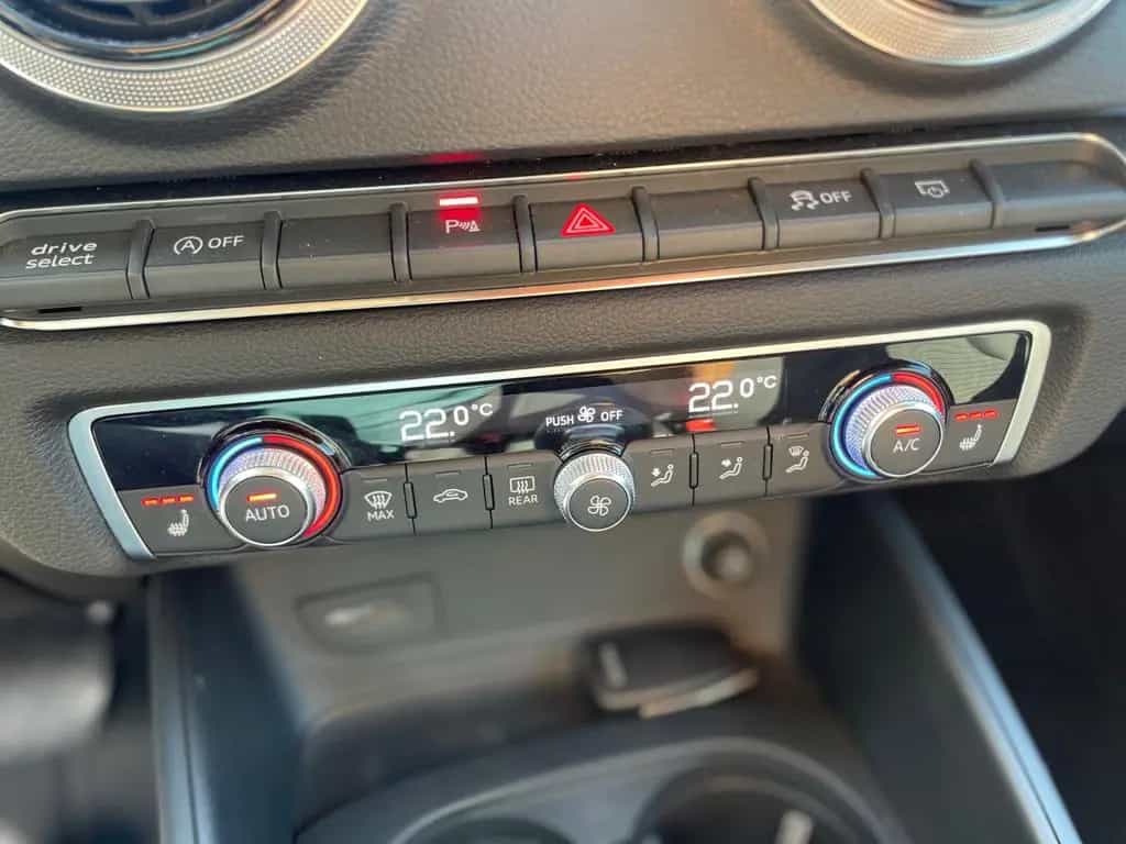 Audi A3 35 TDI S tronic sport Sportback APPLE/LED/GAR 07/2019-photo-18