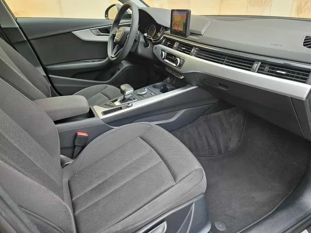Audi A4 Avant 2.0 TFSI ultra S tronic *NAVI*SHZ*PDC* 04/2018-photo-12