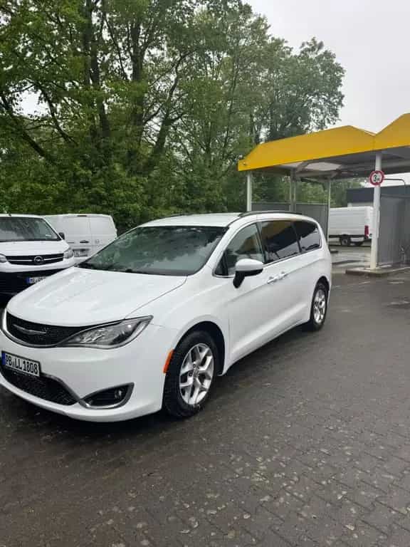 Chrysler Pacifica 02/2019-photo-5