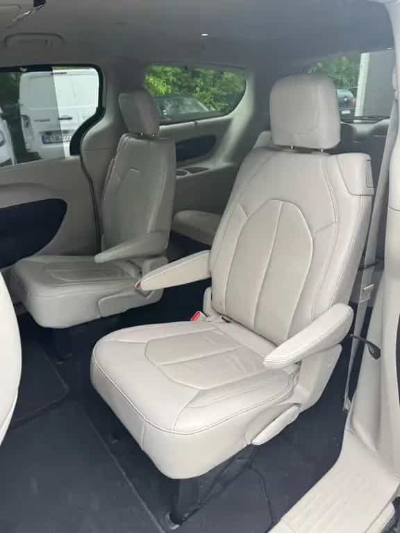 Chrysler Pacifica 02/2019-photo-6